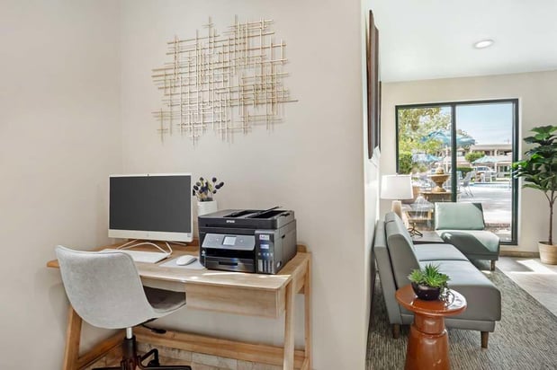 Images Best Western Plus Black Oak