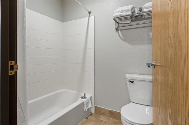 Images Best Western Ambassador Inn & Suites
