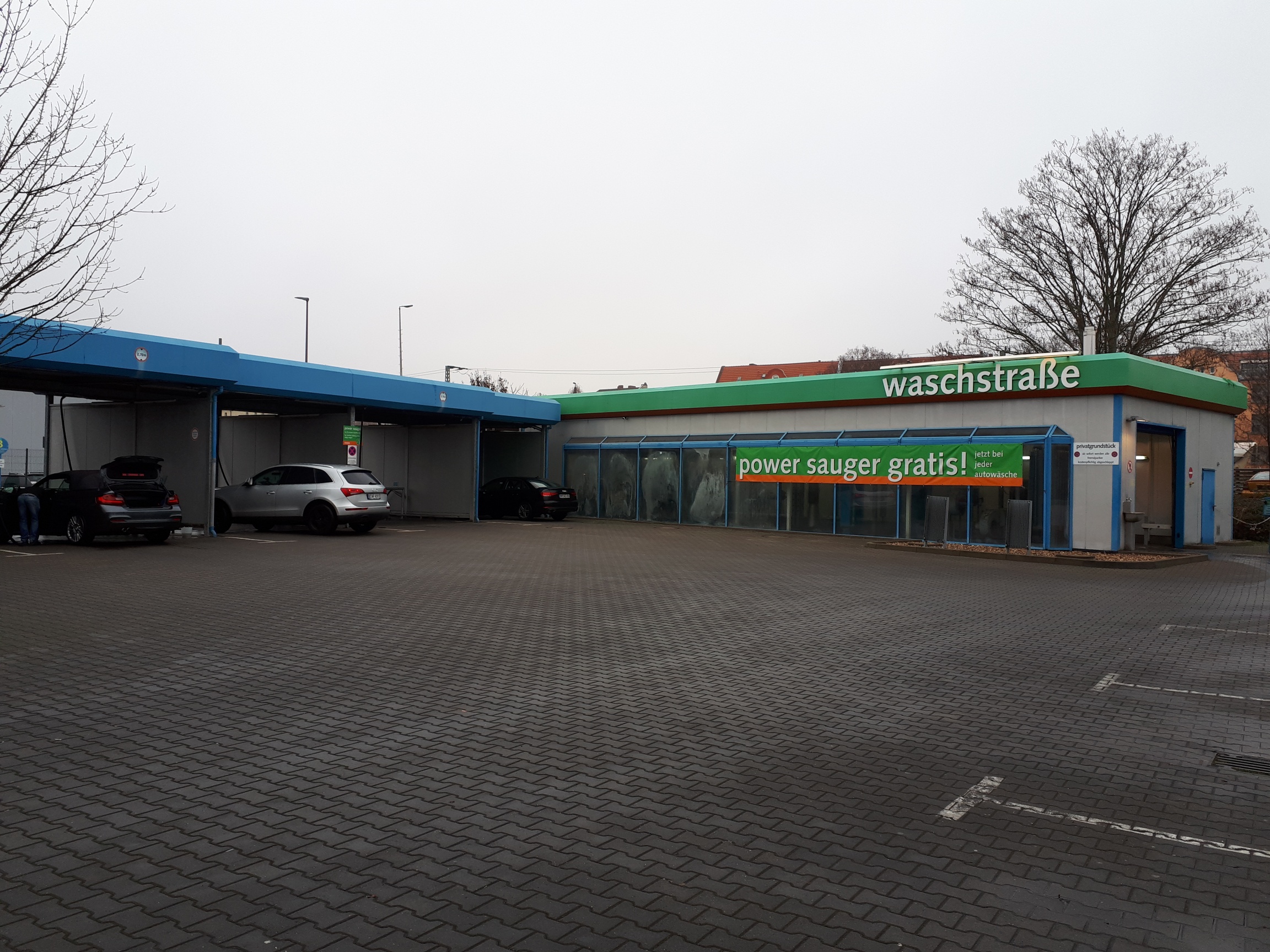 IMO Car Wash, Brunsbütteler Damm 92 in Berlin