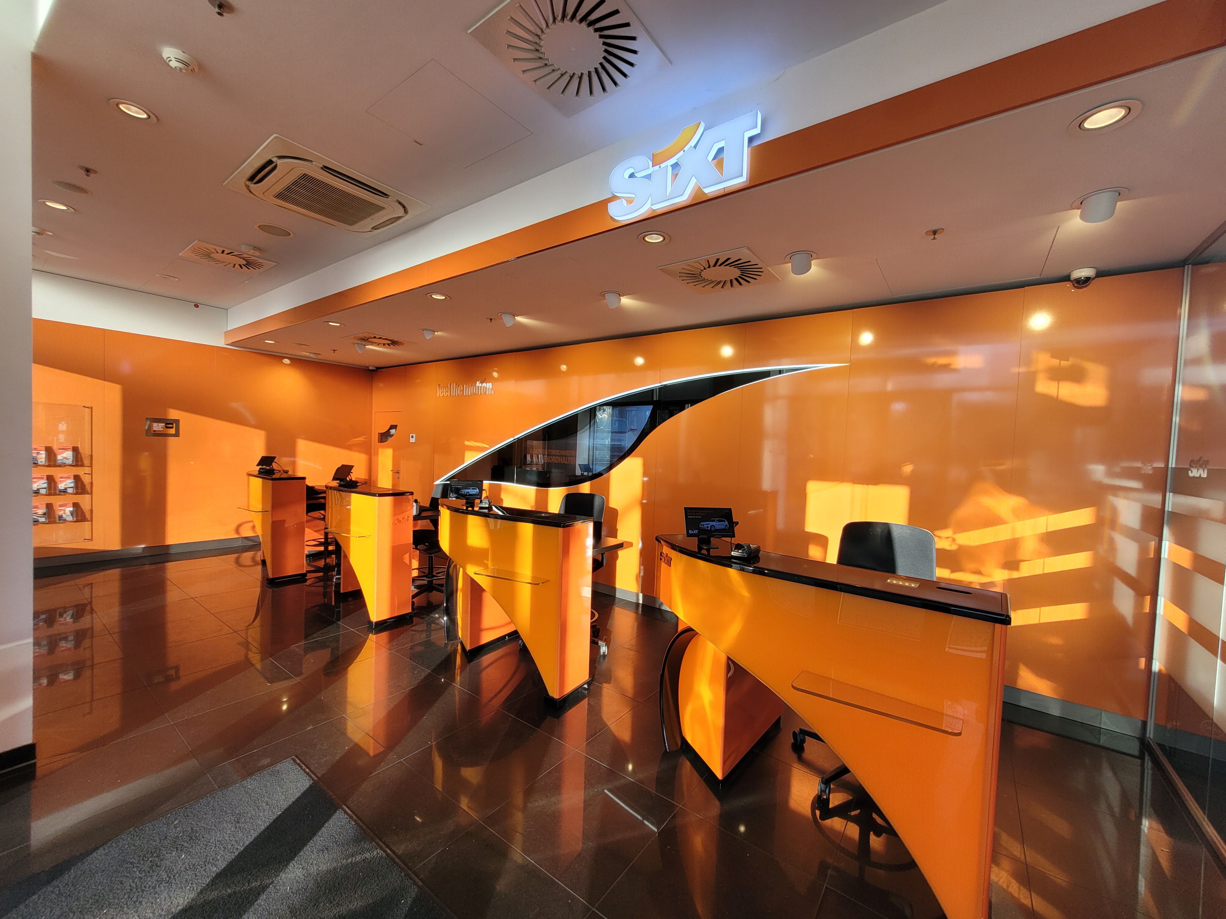 SIXT Autovermietung Hamburg Reeperbahn, Millerntorplatz 1 in Hamburg
