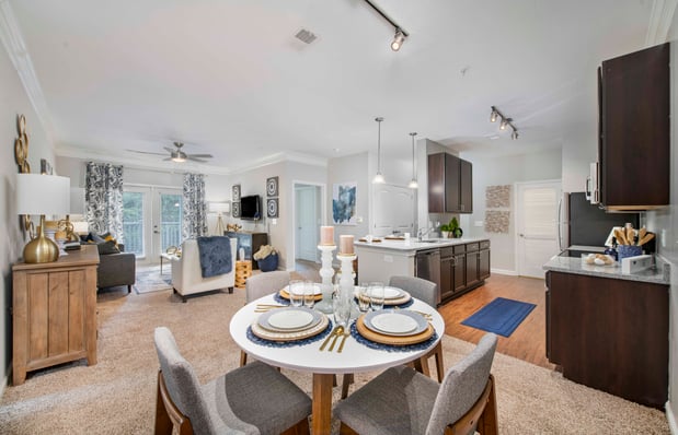 Images MAA Cosner's Corner