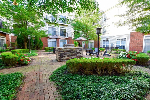 Images Central Park Apartment Homes