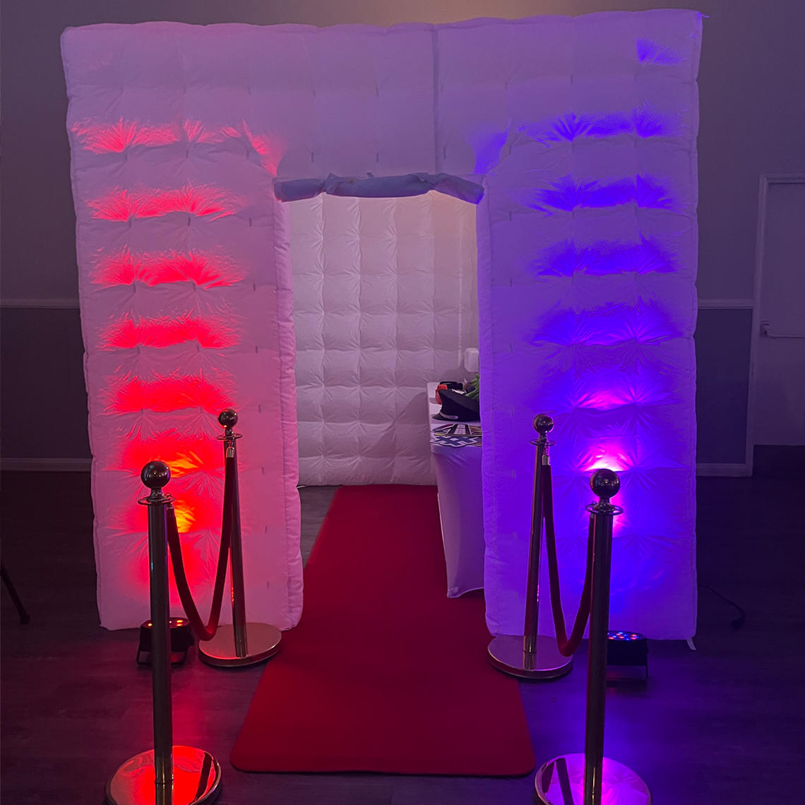 Allyance Entertainment - photo booth