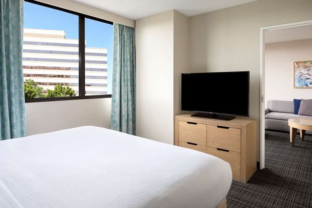 Images Embassy Suites by Hilton Tampa Airport Westshore