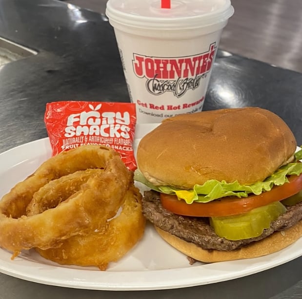 Images Johnnie's Charcoal Broiler