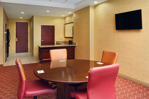 Images Embassy Suites by Hilton Charlotte Concord Golf Resort & Spa