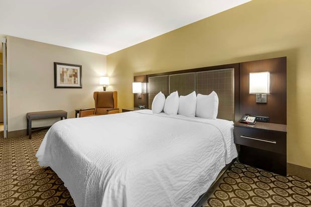 Images Best Western Plus InnTowner Madison