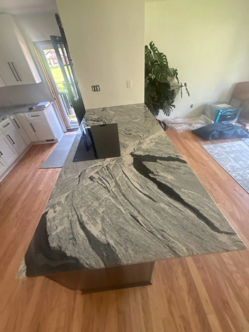 Natural Gallery Kitchen & Bath Image