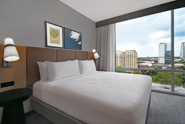 Images Staybridge Suites Houston - Galleria Area by IHG