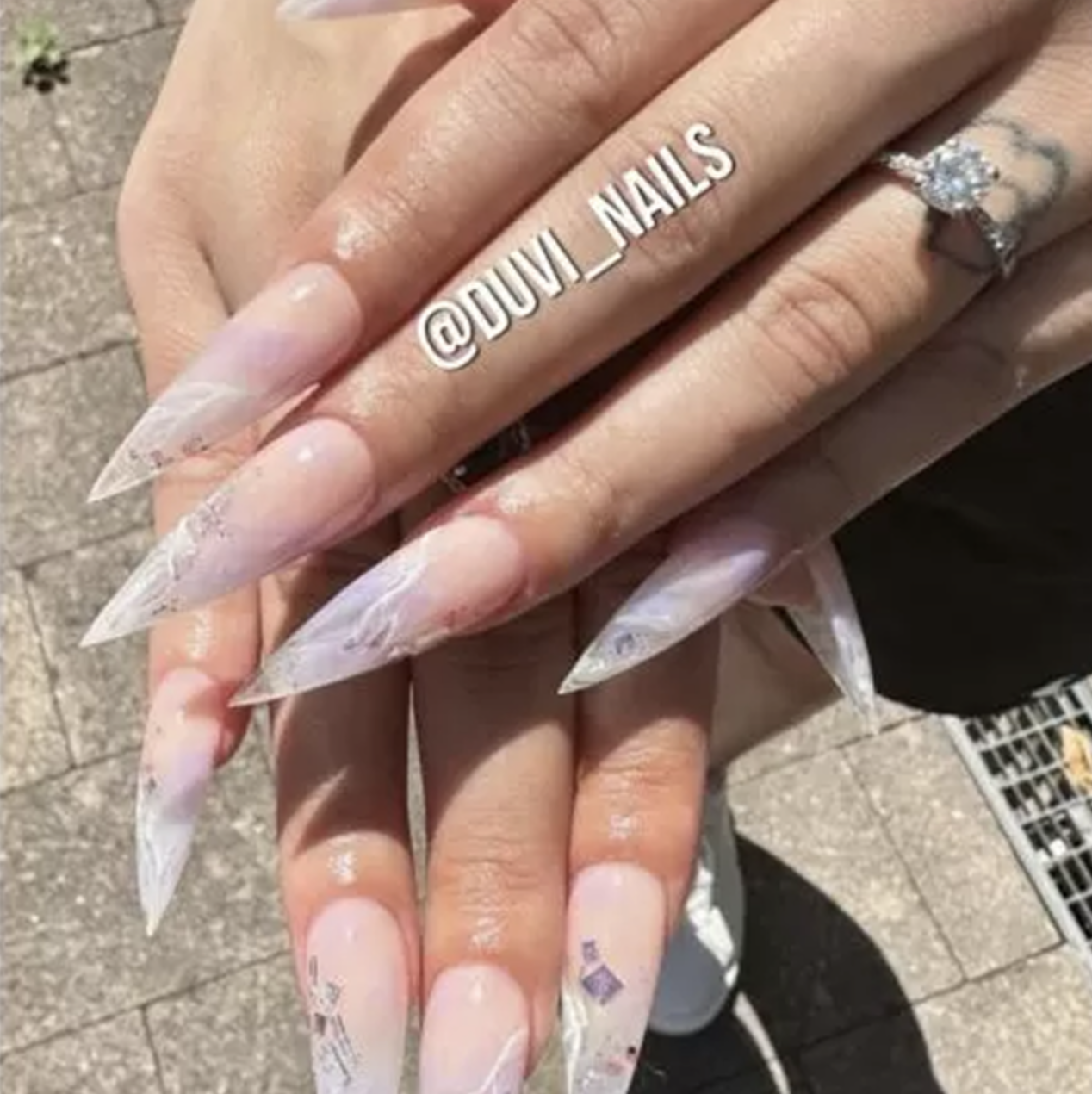 Bilder Nagelstudio Zürich - DUVI Nails an der Langstrasse