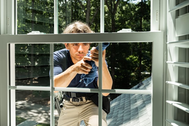 Images Window Hero Charlotte