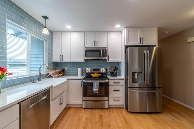 Images Brutsky Builds - Kitchen and Bath Remodeler