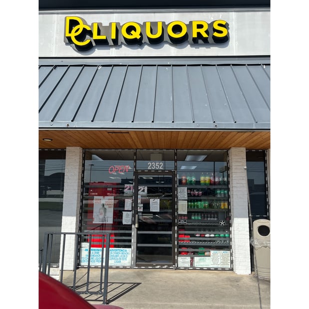 Images DC Liquors - NW Military