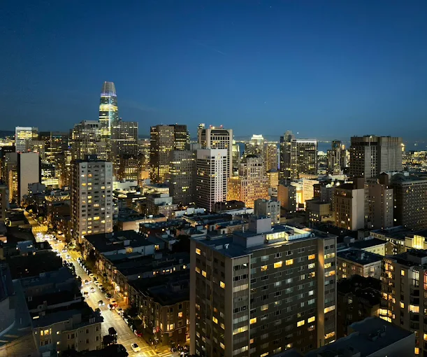 Images RESONANT IMAGERY LLC