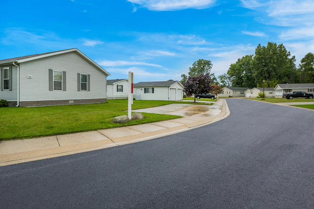 Images Swartz Creek Estates