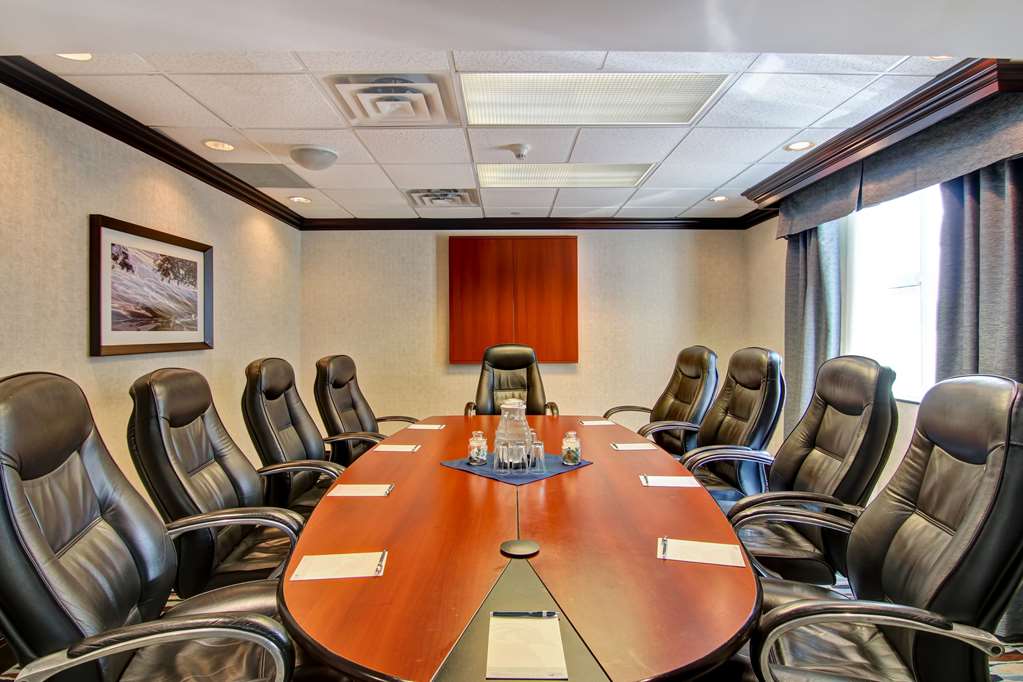 Homewood Suites by Hilton Toronto-Mississauga in Mississauga: Meeting Room