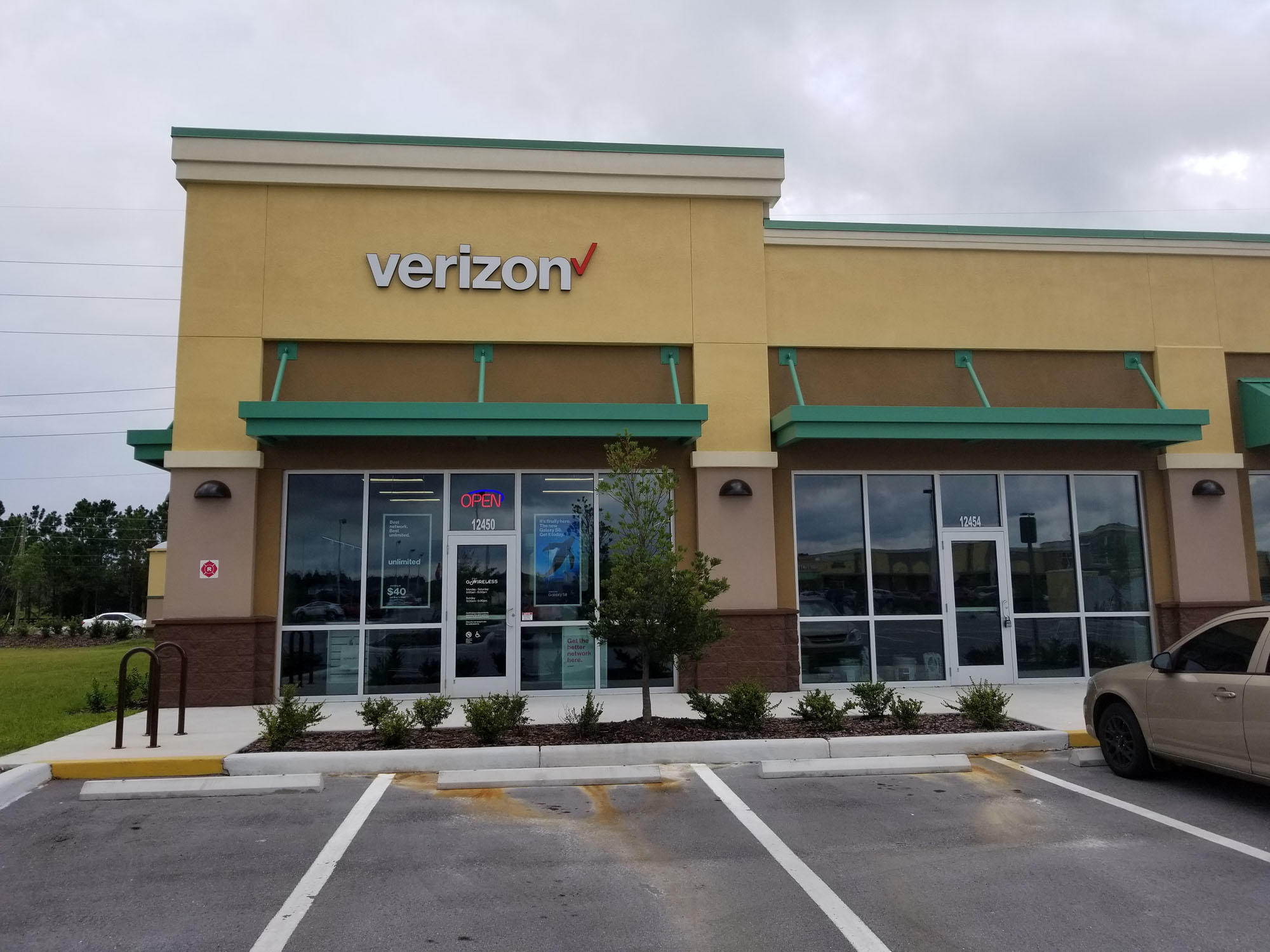 Verizon Authorized Retailer – GoWireless Photo