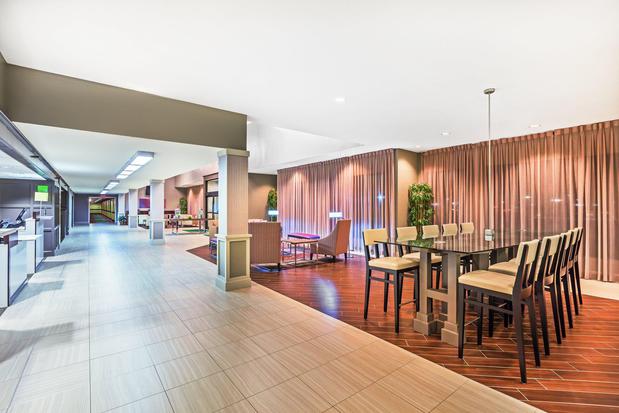 Images Holiday Inn Tyler - Conference Center by IHG