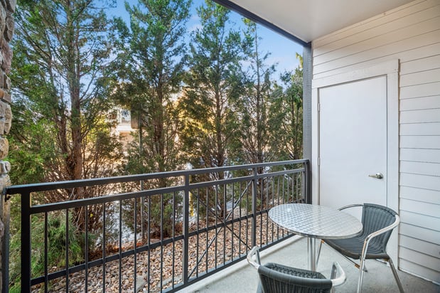 Images Berkshire Aspen Grove Apartments
