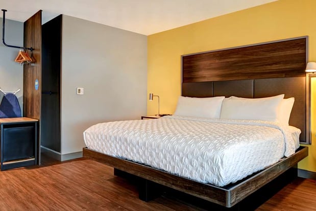 Images Tru by Hilton Albuquerque North I-25
