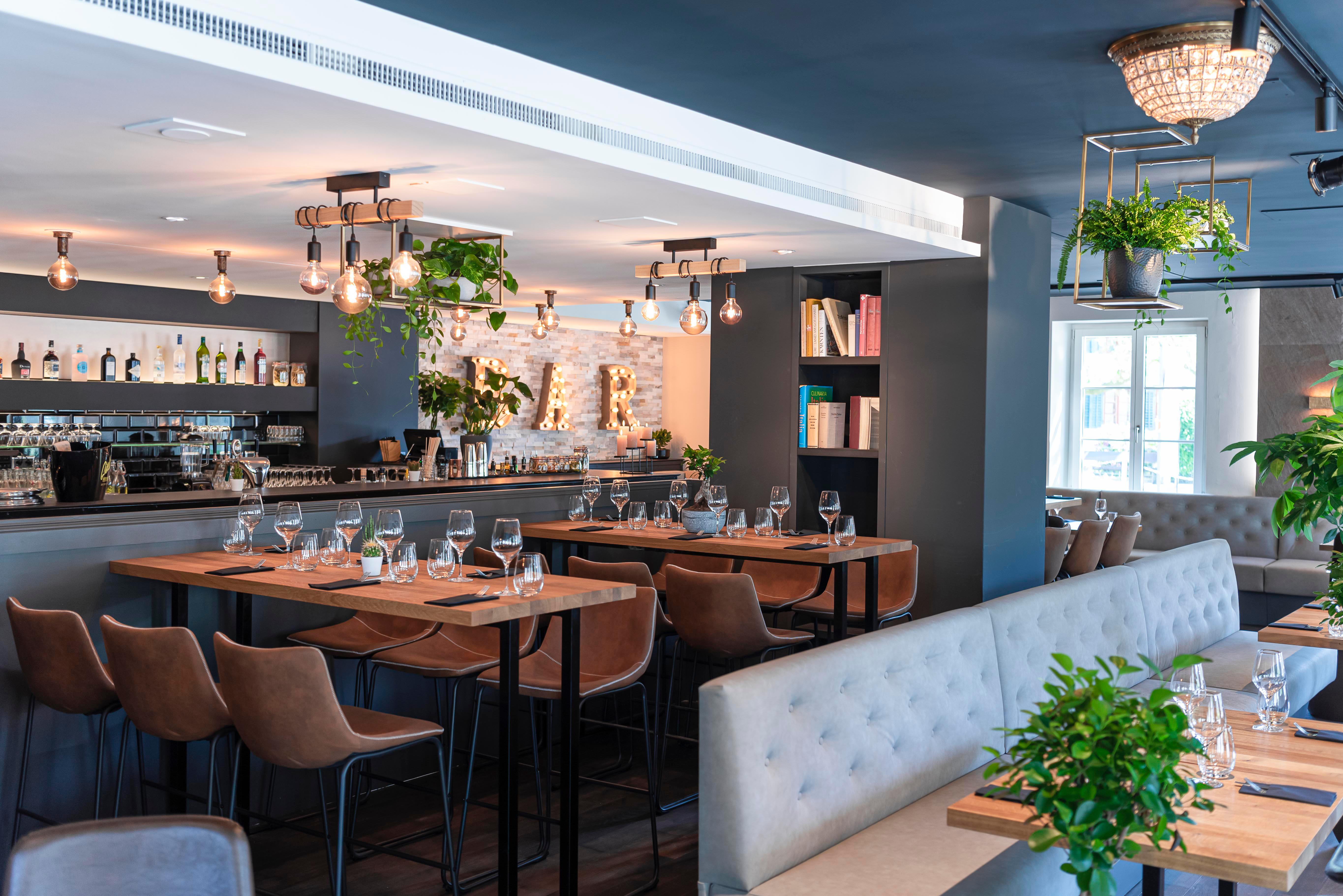 Völlerei, Zürichstrasse 4 in Adlsiwil