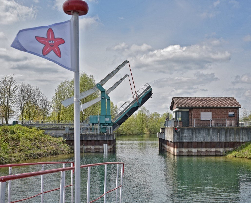 Seestern Fahrgastschiff - Nachtigall GmbH, Alt-Vynscher-Weg 5 a in Xanten