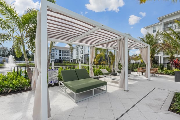 Images Alton LakeHouse