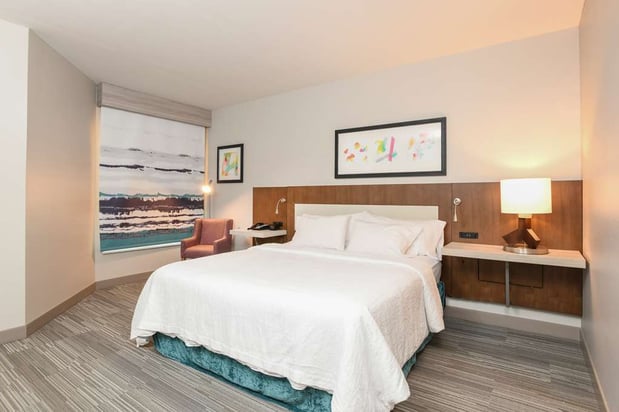 Images Hilton Garden Inn Cincinnati Midtown
