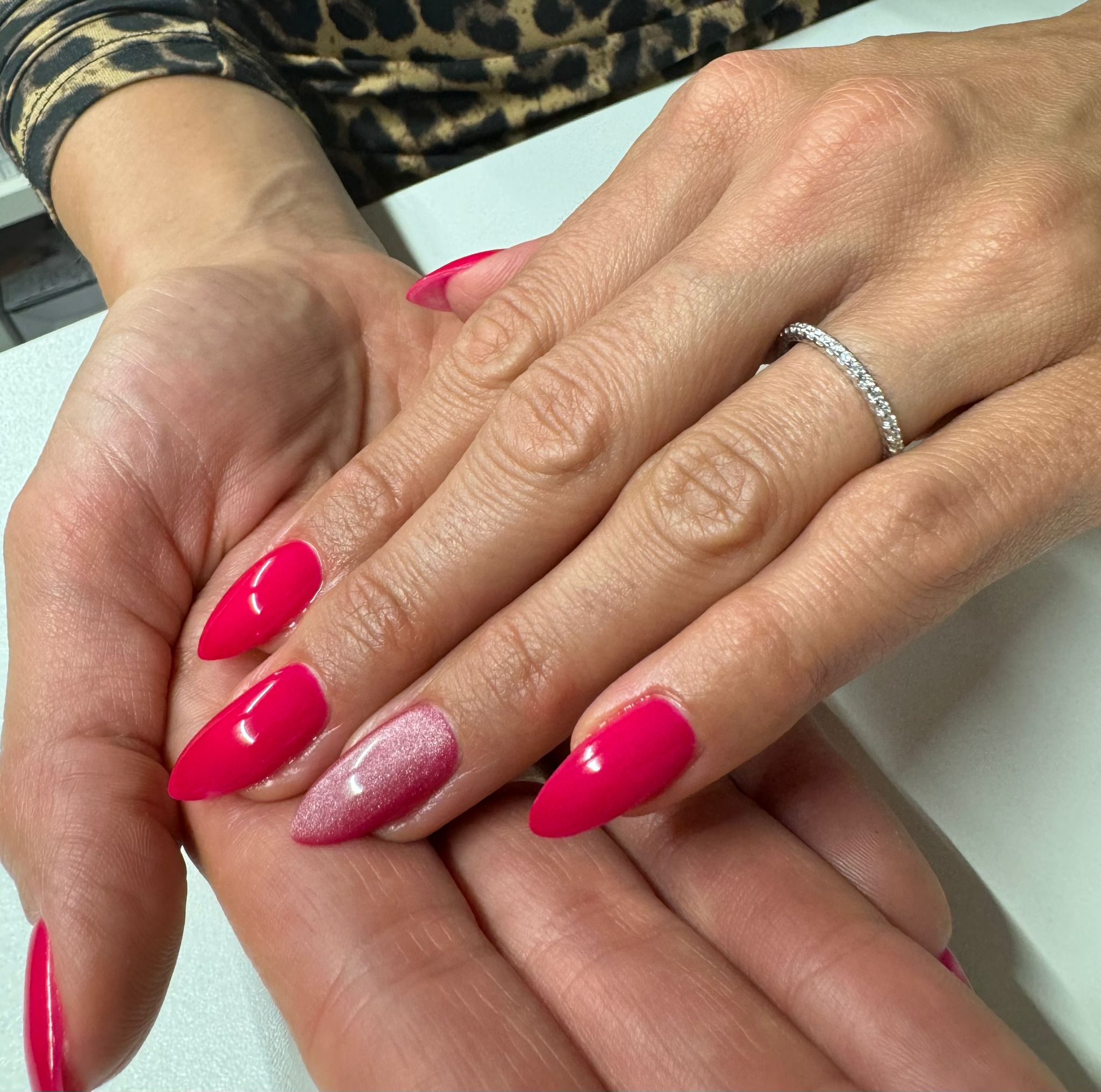 Royal Nails Akademie GmbH, Limmatquai 116 in Zürich