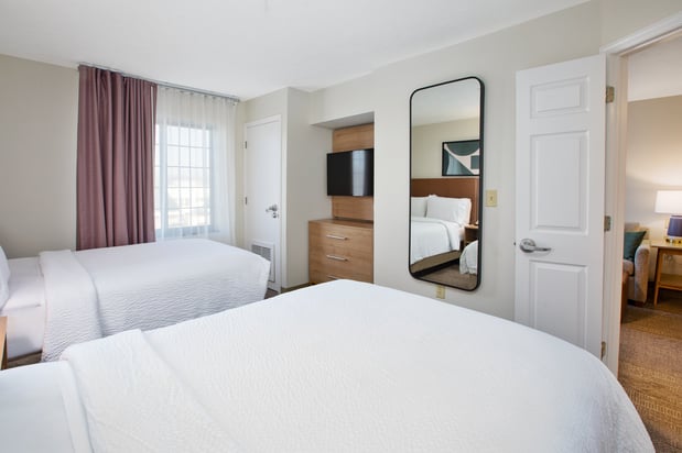 Images Staybridge Suites Omaha 80th And Dodge by IHG