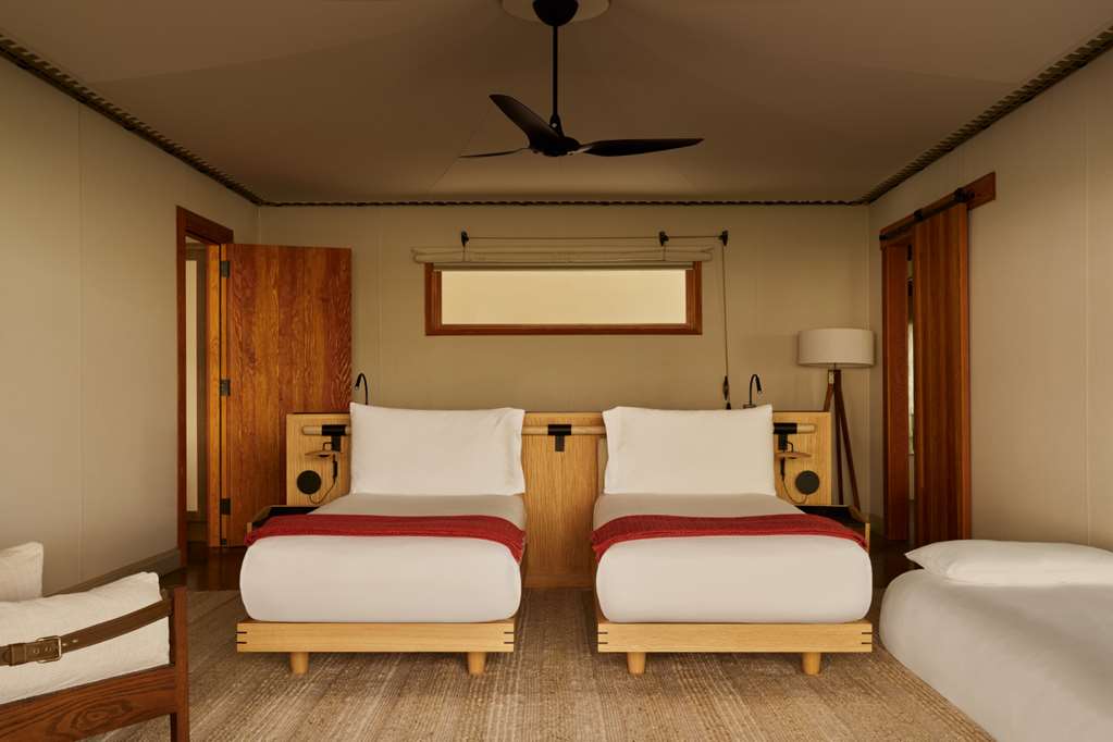 Amangiri Two Bedroom Mesa Pavilion Twin Bedroom