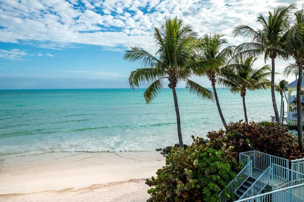 Images The Reach Key West, Curio Collection by Hilton