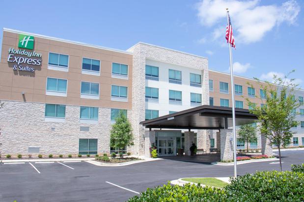 Images Holiday Inn Express & Suites Tuscaloosa East, an IHG Hotel