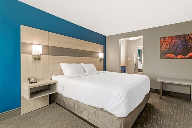 Images Best Western Plus Magnolia Inn & Suites
