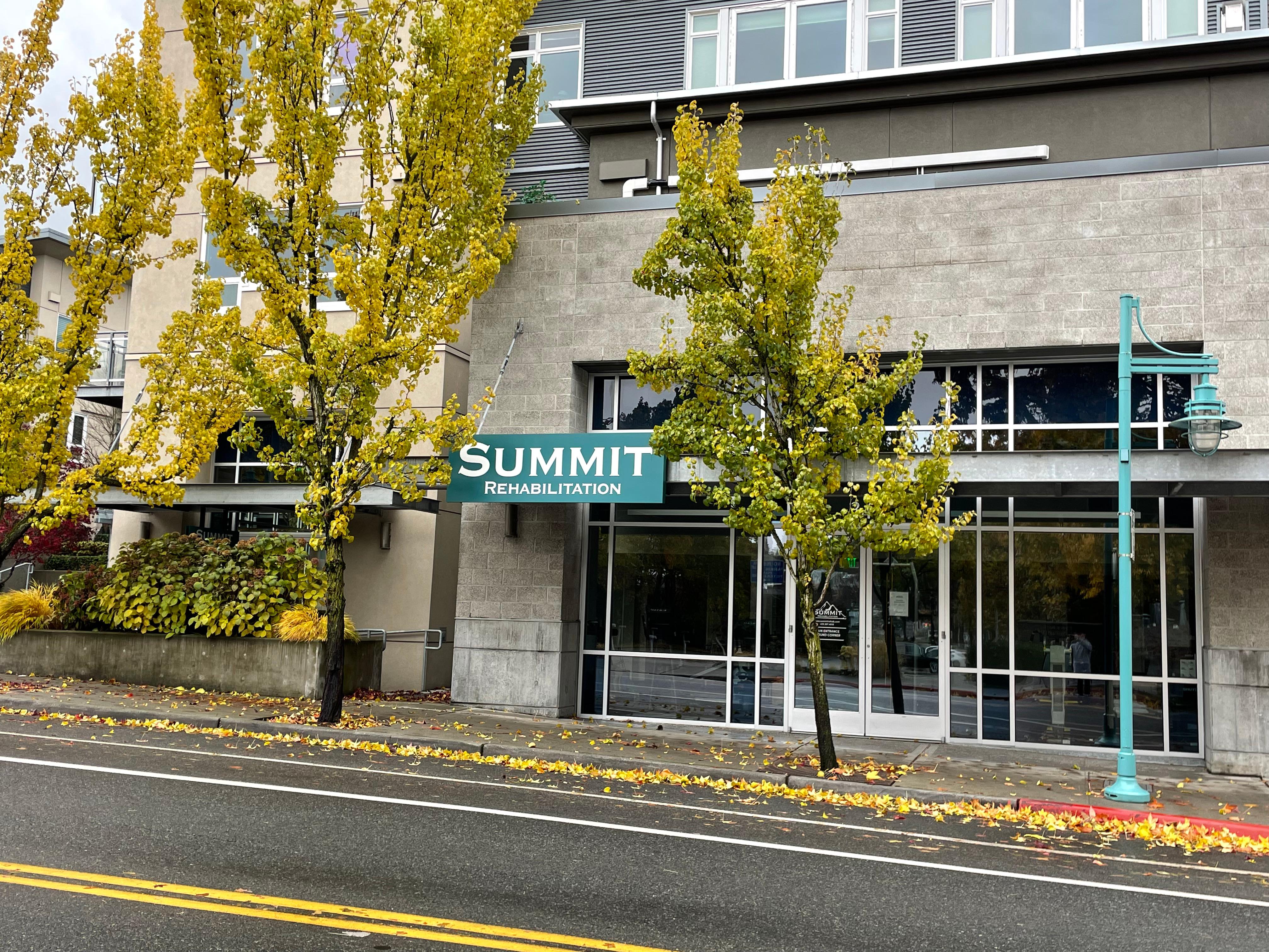 Summit Rehabilitation  physical therapy clinic at
345 Kirkland ave in
Kirkland, Washington. We welcome patients of all ages and accept most insurances.
