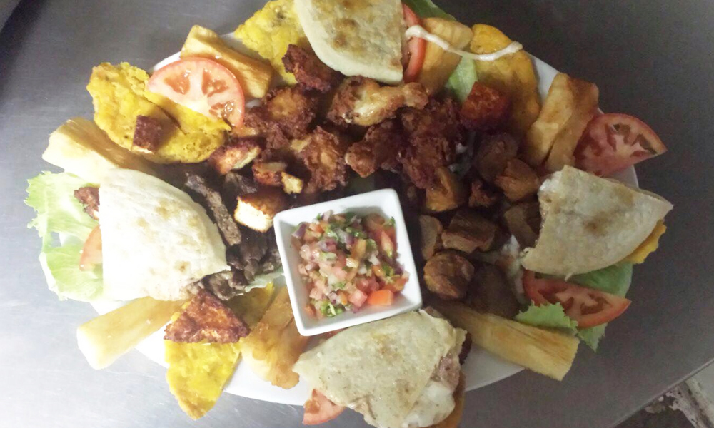 Mi Ranchito Salvadoren~o Image