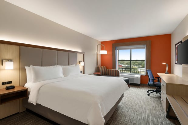 Images Holiday Inn Express & Suites Charleston - Mount Pleasant by IHG