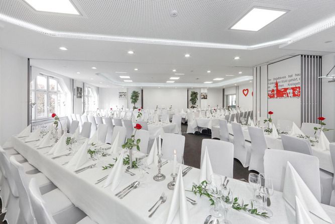 Aalener Römerhotel & Restaurant Adler, Bodenbachstraße 8/1 in Aalen