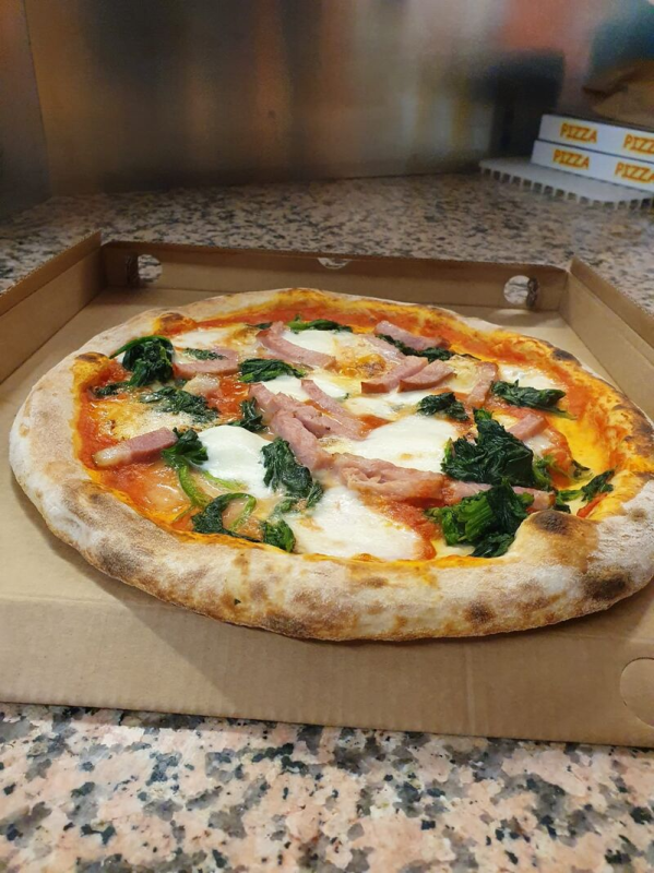Images Pizzeria La Costiera