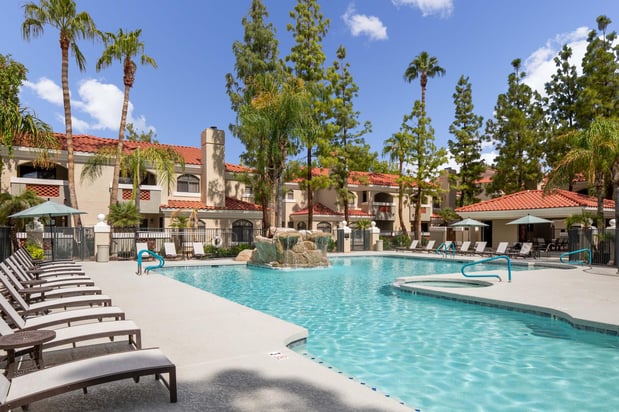 Images Camden San Paloma Apartments