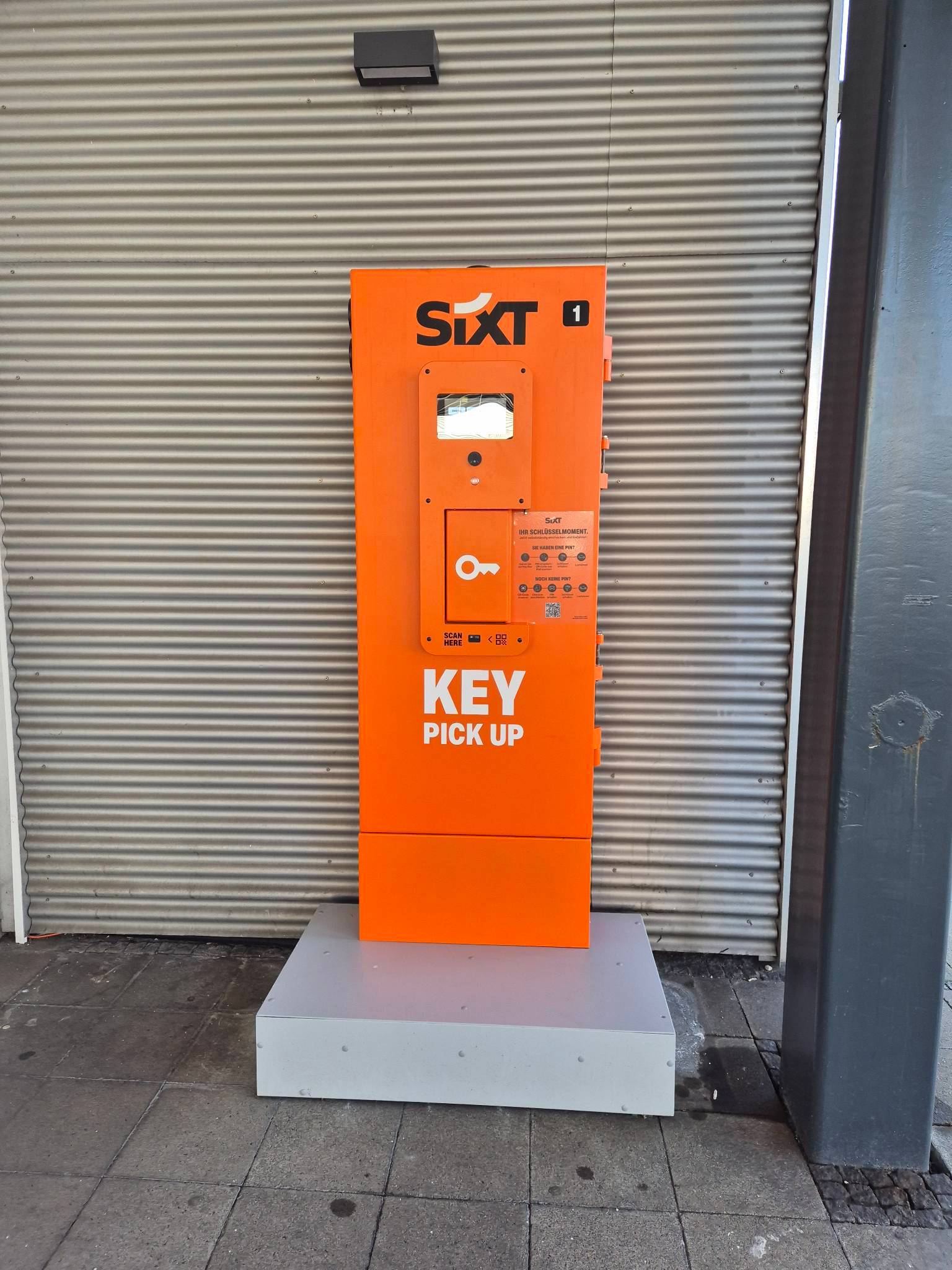 SIXT Autovermietung Braunschweig Süd, Berliner Platz 1B in Braunschweig
