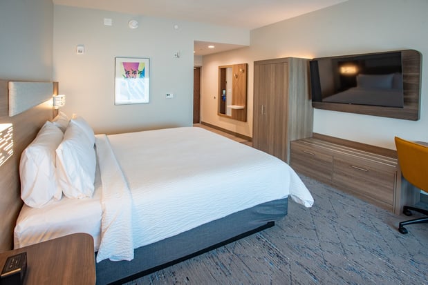 Images Holiday Inn Express & Suites Pensacola Airport North - I-10 by IHG