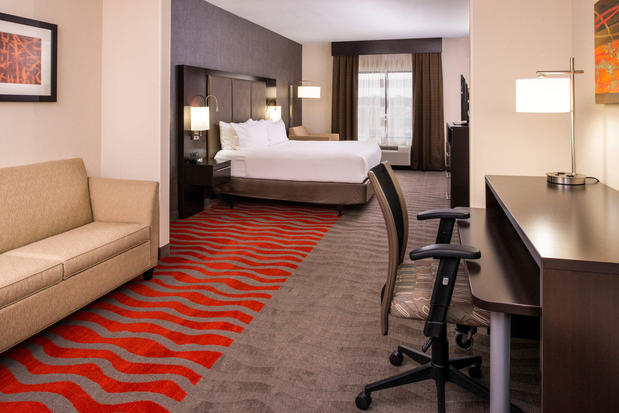 Images Holiday Inn Express & Suites Monroe, an IHG Hotel