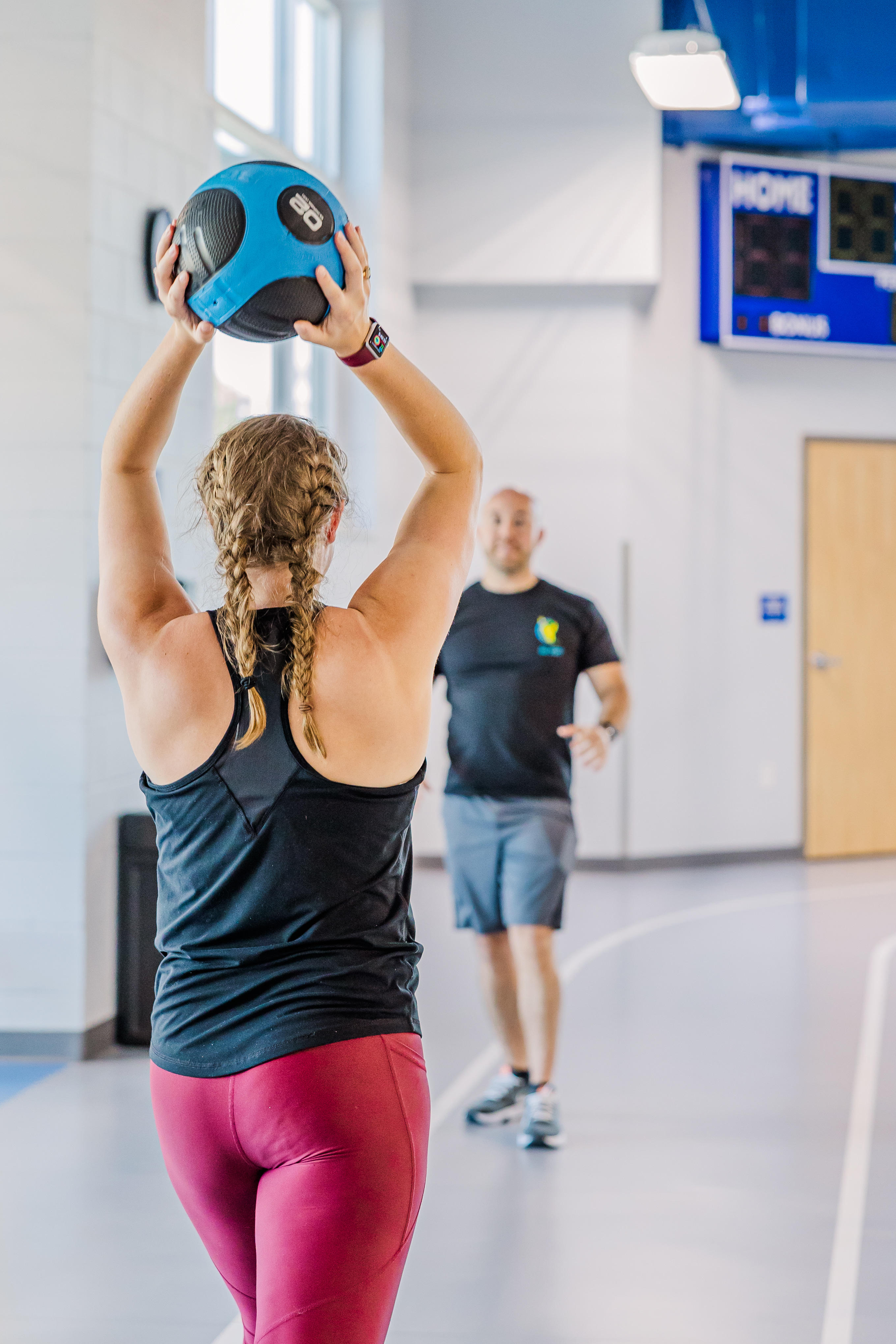 Do you work better in a group atmosphere?  Lowcountry Elite Performance also offers group fitness for those better suited for a group environment.  This fun filled workout will burn calories and increase stamina and energy throughout the day.