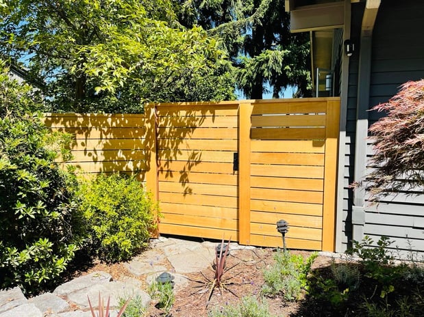 Images Optima Fence and Deck
