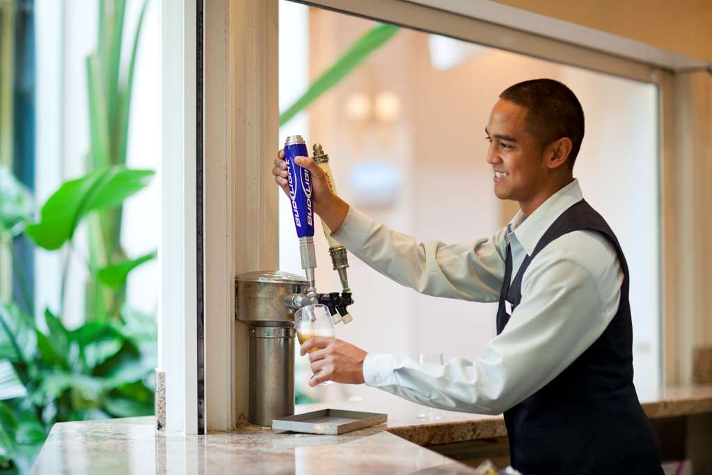 Restaurant Embassy Suites by Hilton Milpitas Silicon Valley Milpitas (408)942-0400