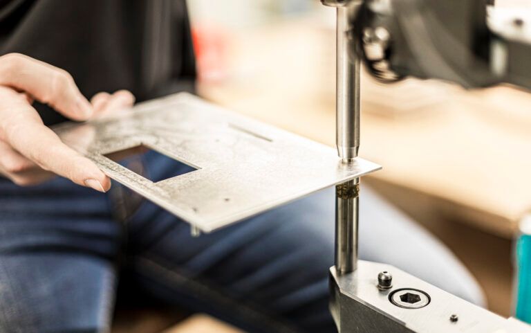 is Industrie-Schilder GmbH, Spechbacher Straße 1 in Eschelbronn