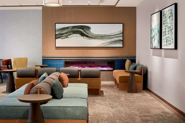 Images Hilton Garden Inn LAX Los Angeles Airport
