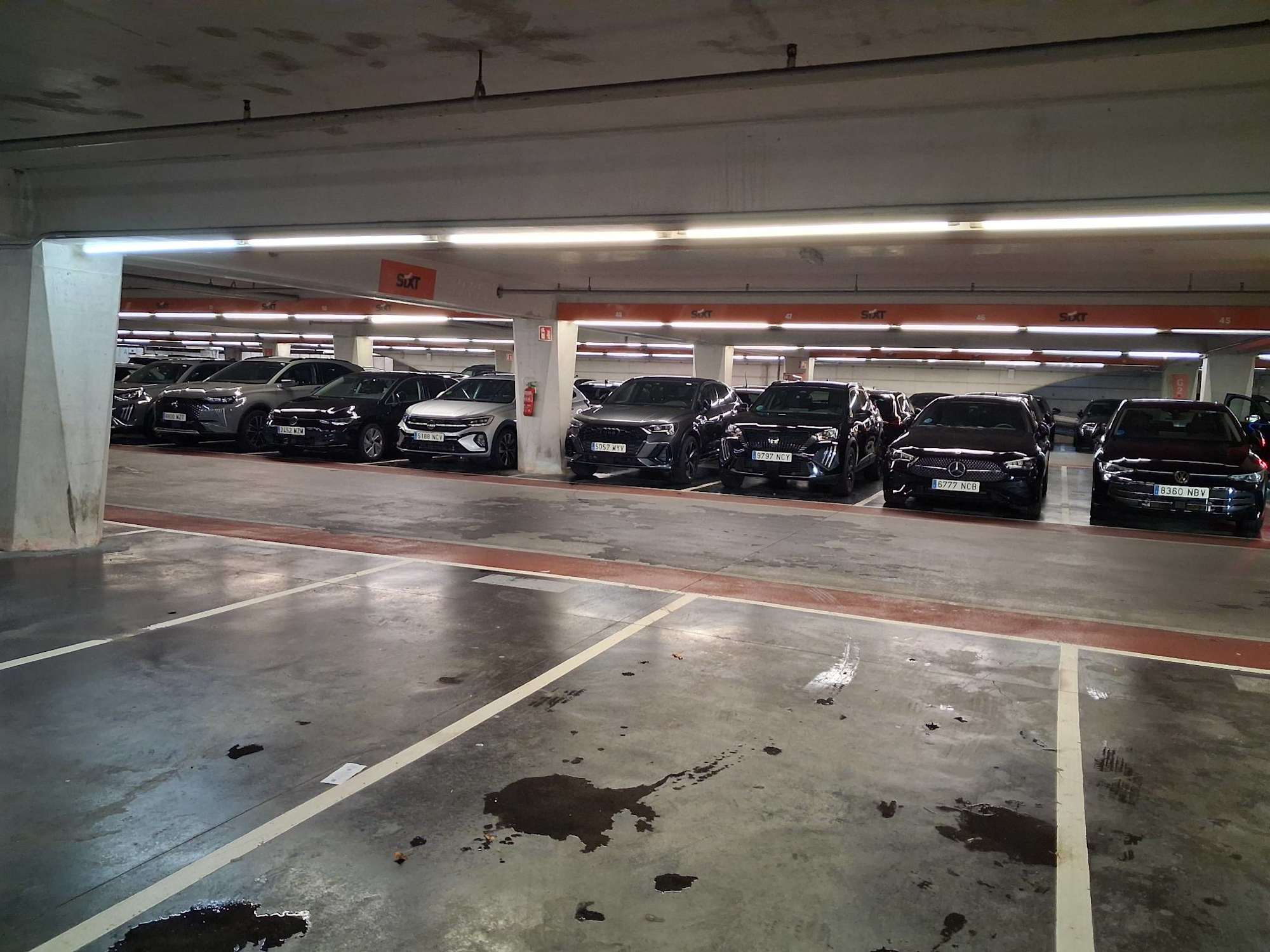 SIXT Alquiler de Coches - Bilbao Aeropuerto (BIO) 24