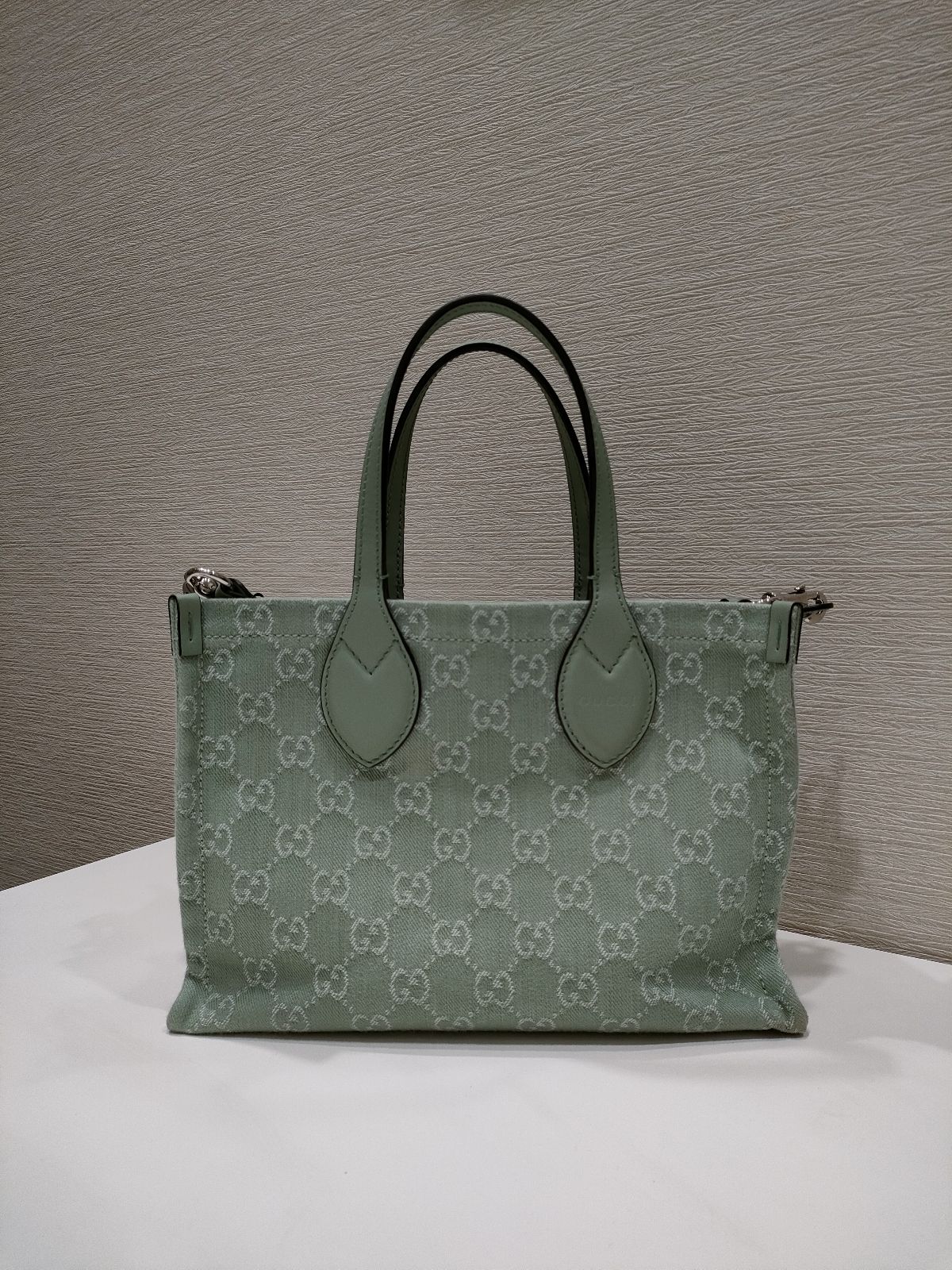 Images KOMEHYO（コメ兵）買取センター南森町
